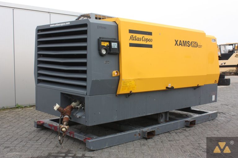 رمالة ضرب وتخشين الخرسانة بالرياض