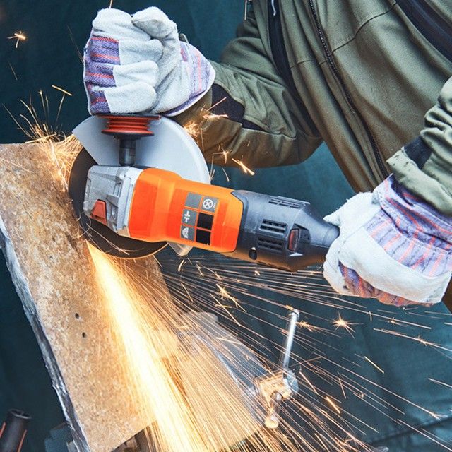 توب سيرفز — مقاول هدم وبناء بالرياض